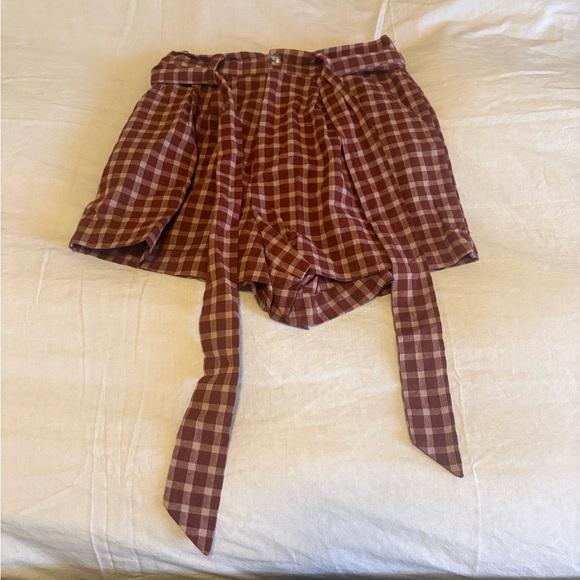 NWT Nasty Gal High Waist Belted Plaid Shorts - Picture 4 of 15